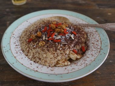 Havermout-met-banaan,-kokos-en-chocolade-2
