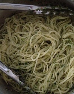 Pasta pesto